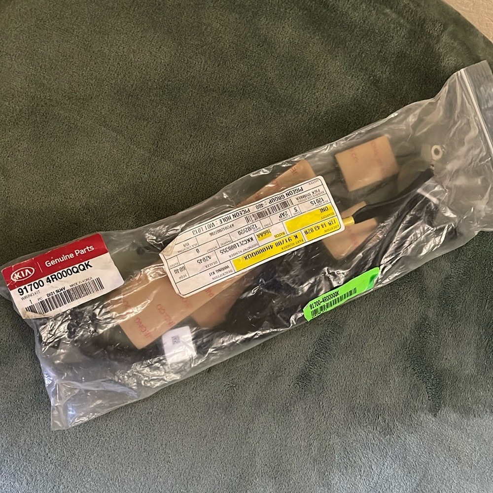 Kia Genuine Parts Wiring Kit 91700-4R000QQK New OEM Harness Assembly
